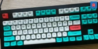 ANNE PRO 2, 60% WiredWireless Mechanical Keyboard