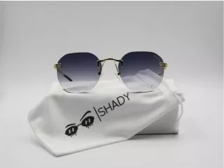 lip shaped sunglasses