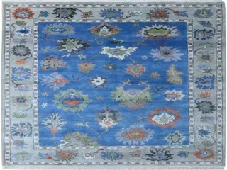 How Do You Choose the Best Rugs Store Boston for Your Living Space